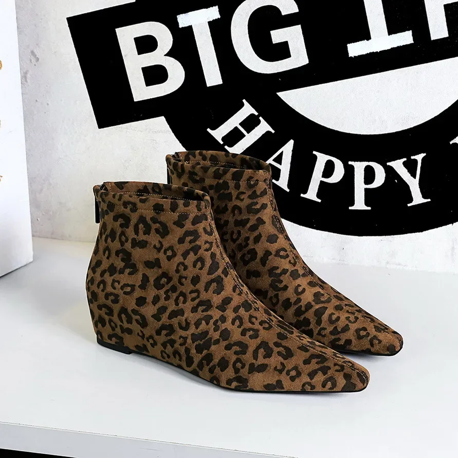 BIGTREE Shoes Retro Leopard print women's boots Sexy women's ankle boots Autumn Winter shoes Warm plush Short boots Wedges 2025 image 4