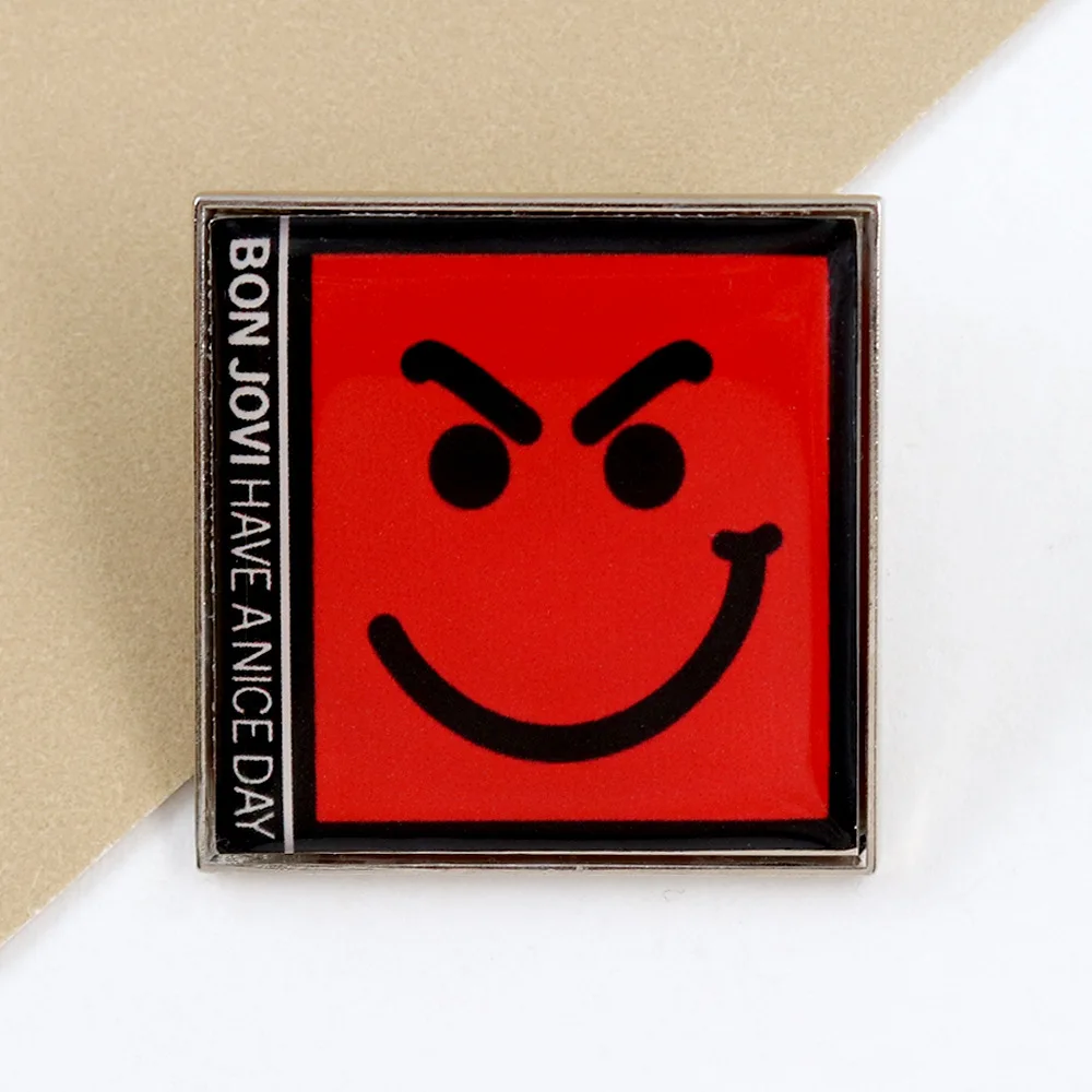 1 peça Bon Jovi "Tenha um bom dia" Pino esmaltado com rosto sorridente irritado, broche engraçado Rock N Roll, presente de joia de leque de banda