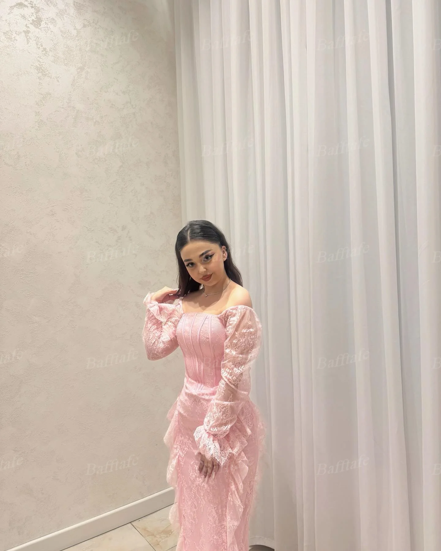 Bafftafe カスタマイズされたピンクレースのイブニングドレスマーメイド長袖女性ウエディングドレス特別な日のフォーマル誕生日パーティードレス