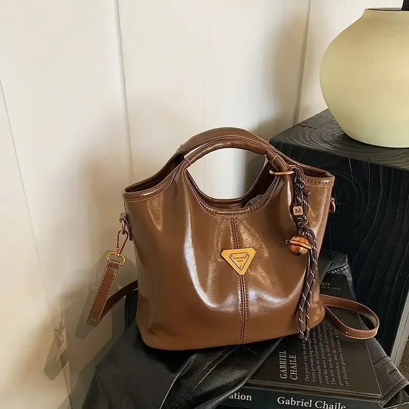 

Trendy and fashionable women's small square leather bag, versatile handbag, Korean version single shoulder multifunctional bag