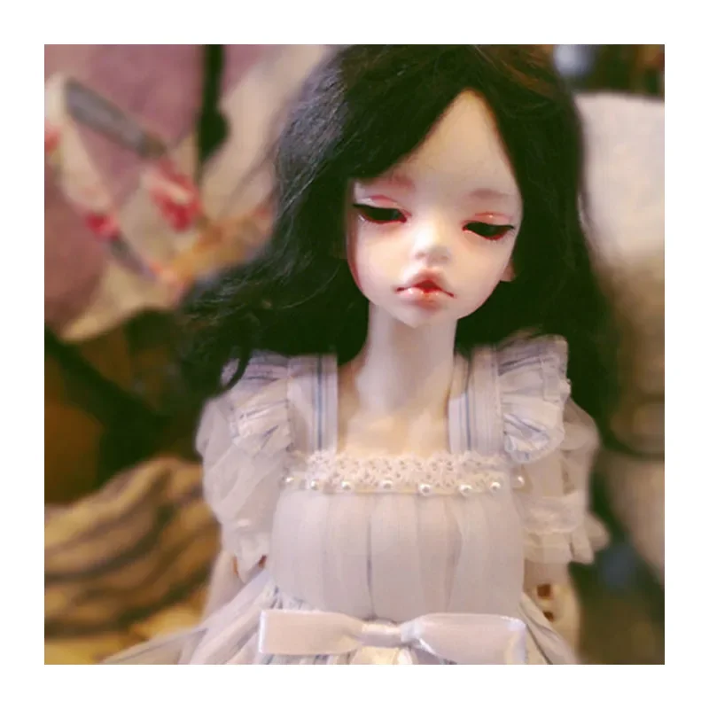 

BJD Doll DIM Laia Half Sleeping Or Open Eyes Head 1/4 Doll BJD For Girl Oueneifs Doll Shugafairy Bjd Hobbies New Year Gift