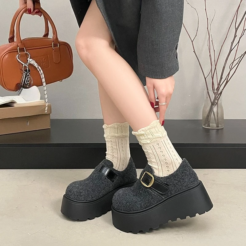 Inner Height Increasing Boken Shoes Women's Sponge Cake Thick Sole All Inclusive 2026 New Spring Versatile Casual Small Loafers