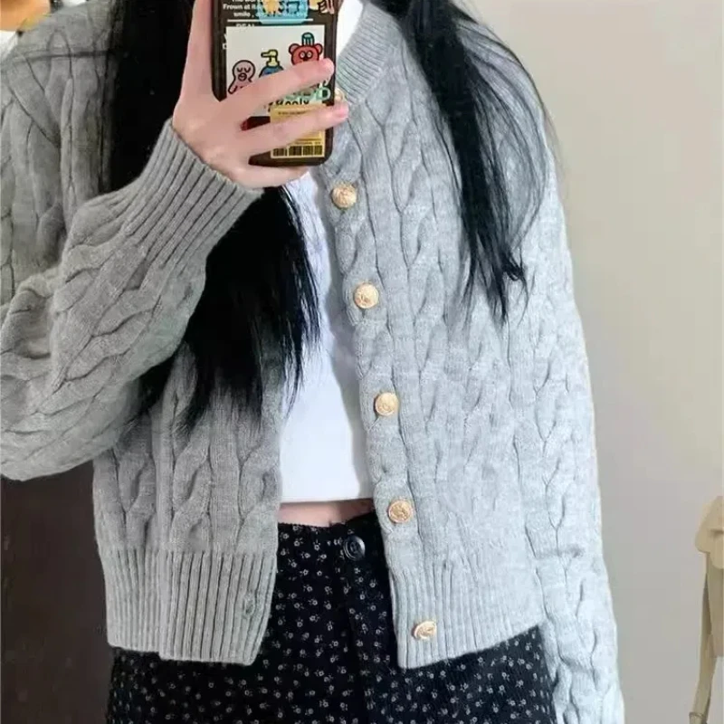 

Autumn And Winter New Women's Clothing Knitted Cardigan Round Neck Sweater Fashionable Single Breasted Women's Top