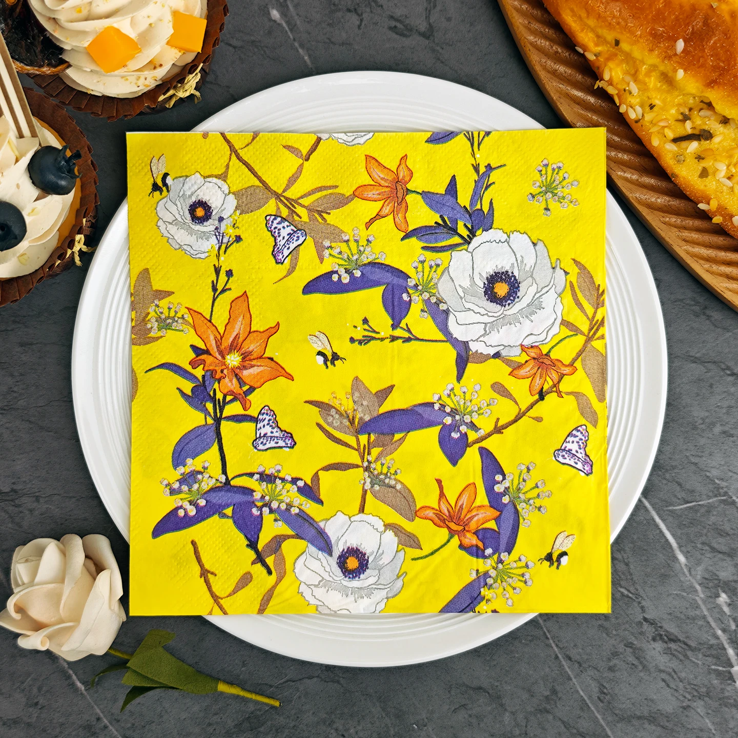 20/50pcs 33*33cm 2ply Yellow Flowers and Leaves Napkins for Dining,Baking,Festive Parties,and Wedding Decorations