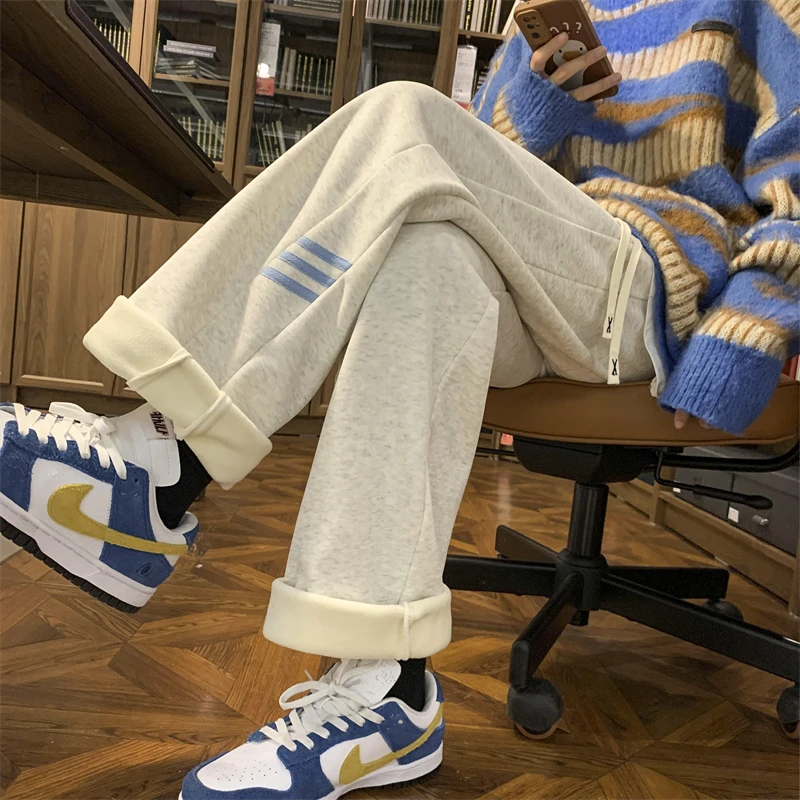 

Мужские спортивные брюки прямого кроя на флисовой подкладке, утепленные, износостойкие, повседневные, с защитой от сминания, для зимы