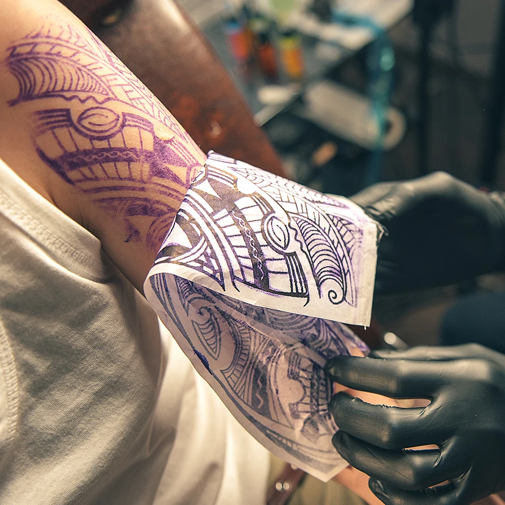 فلتر 100 ورقة من ورق نقل الوشم بحجم A4، ورق قالب ناسخة حراري لورق قالب ناسخة حرارية لآرتي الوشم