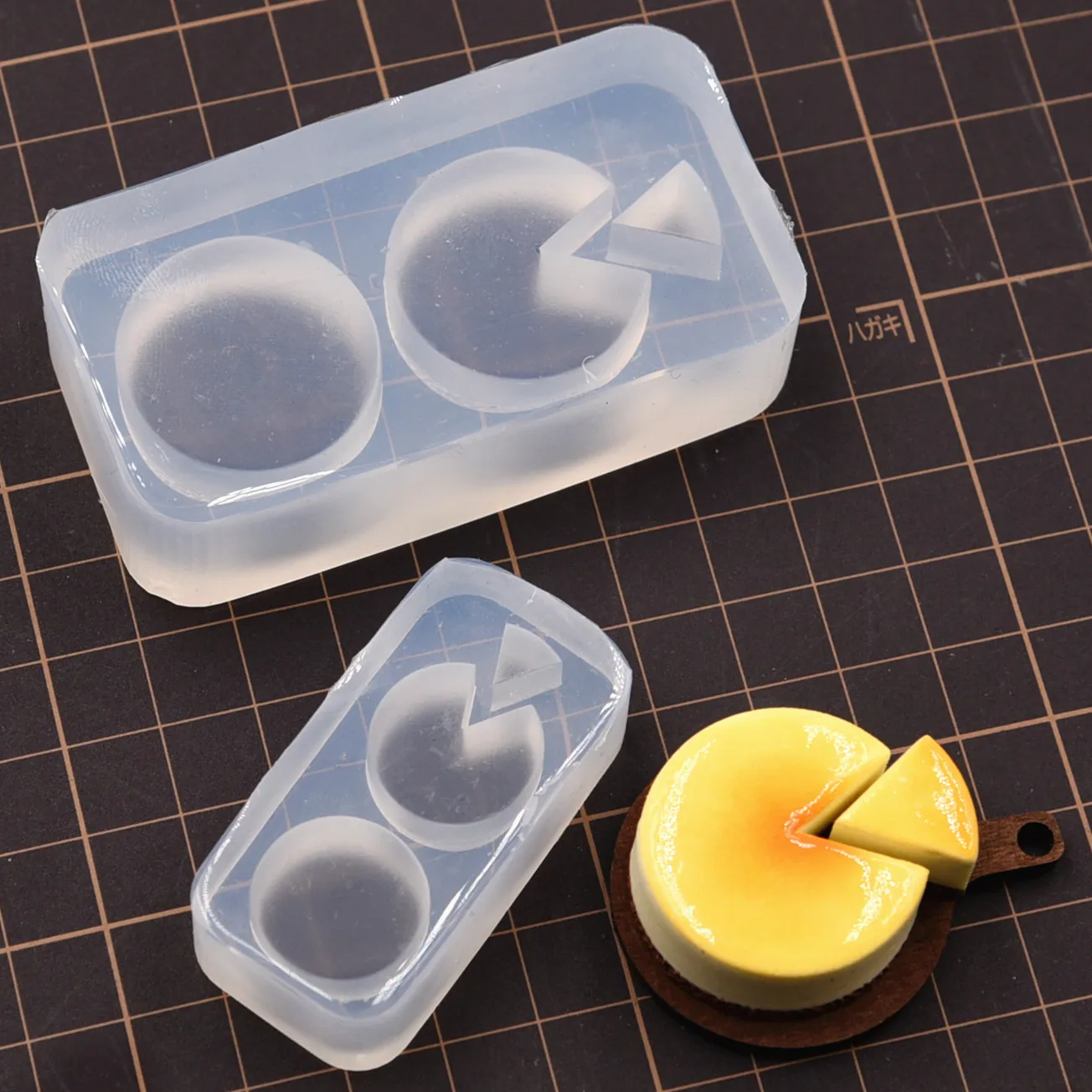 Cute Mini Cake Base Silicone Molds Pottery Clay Caramel Cake Handcraft DIY Moulds