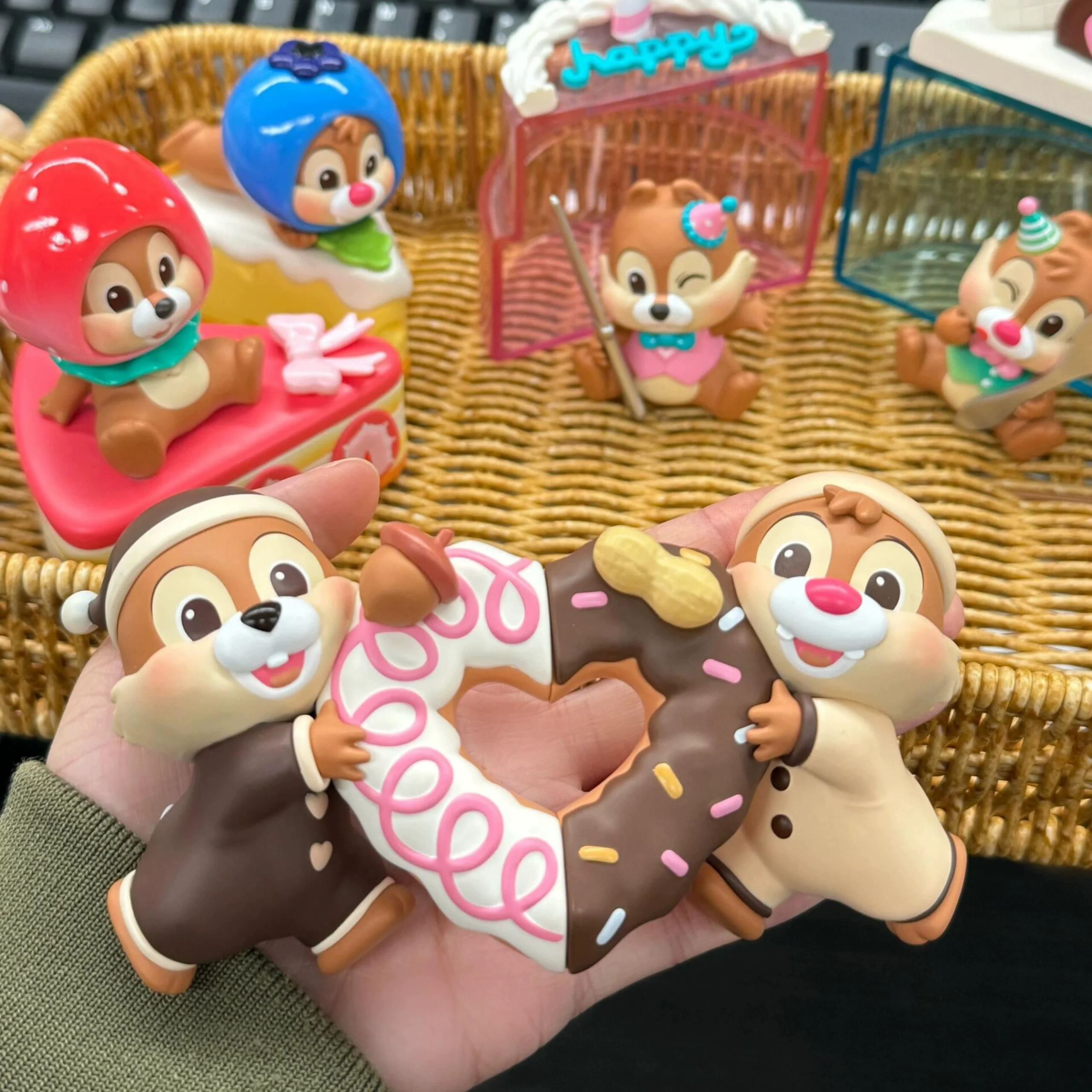 

Disney Chip And Dale Dessert Adventure Series слепая коробка трендовая фигурка настольные украшения коробка-сюрприз детская игрушка подарок на день рождения