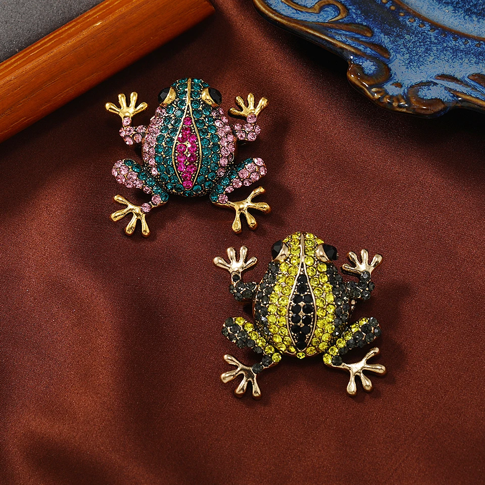 Muylinda Vintage Rhinestone Frog Brooch Metal Small Animal Brooches Banquet Party Designed Pin Accessories Gift Jewelry