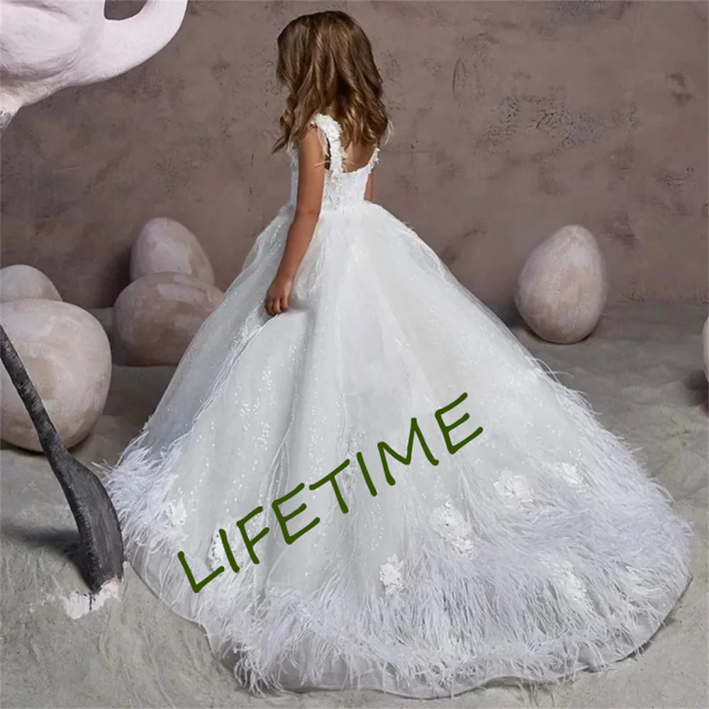 

White Tulle Fluffy With Feathers Flower Girl Dress Sleeveless For Wedding Cute Little Princess Children Prom Ball Birthday Gowns