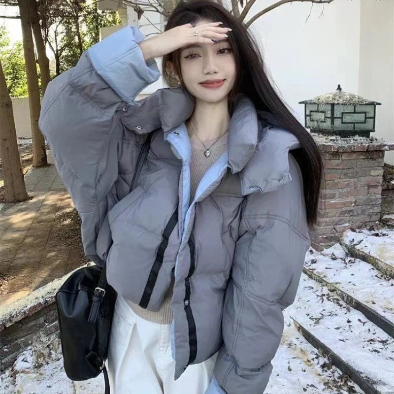 

Двусторонний пуховик 2025 года, корейская укороченная куртка с капюшоном и цветными блоками для женской зимней одежды