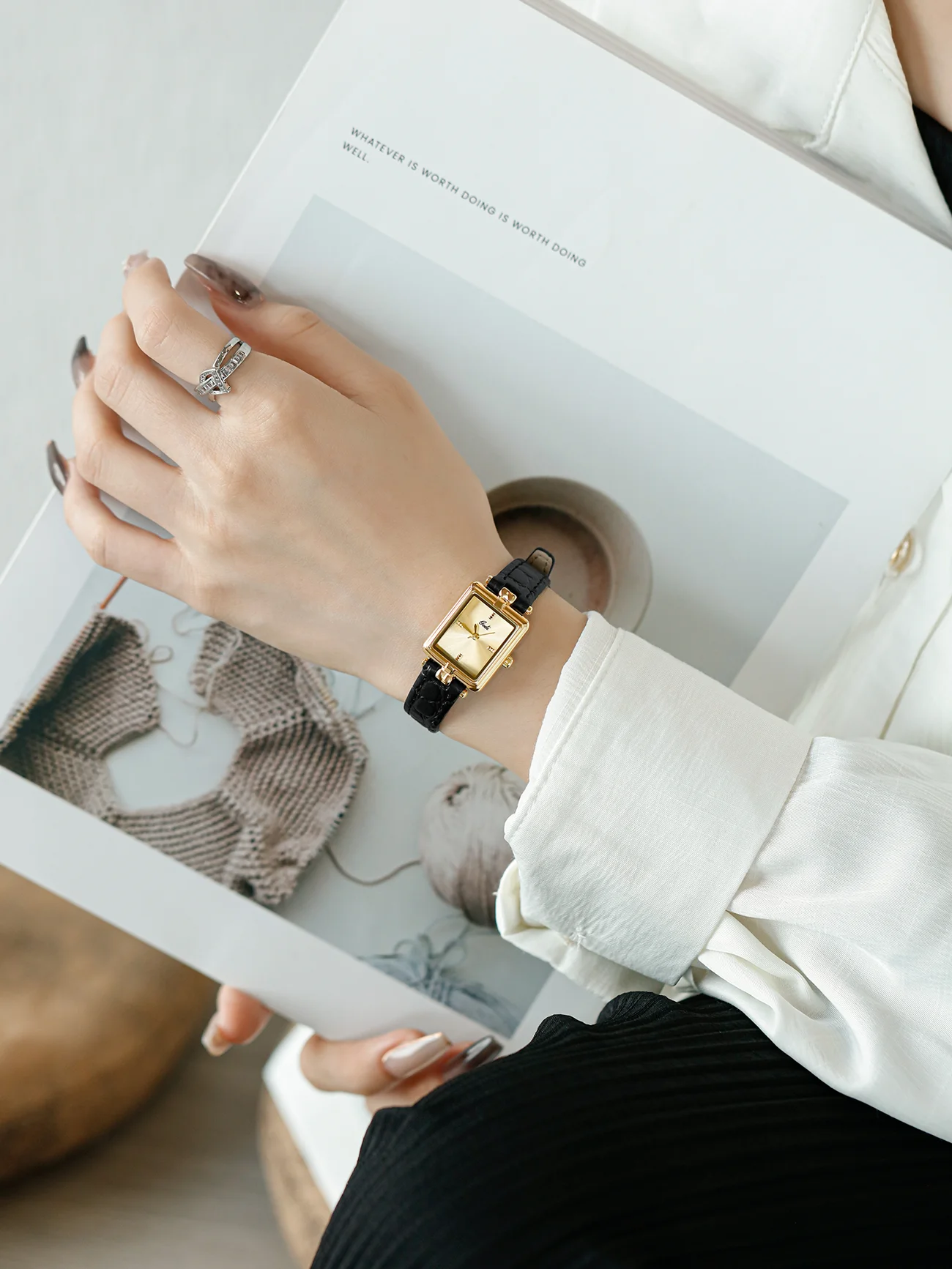 New Women'S Watches 2026 New Arrival, Light Luxury Women'S Watches, Small And Compact With A Small Dial, Suitable For Students.
