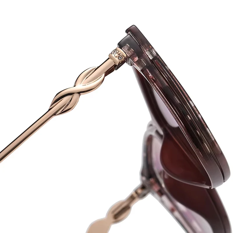 Magnetic Polarized Sunglasses Women Fashion Cat Eye 2 In 1 Clip On Ladies Anti Blue Light Glasses Frames TR90 Metal Eyewear