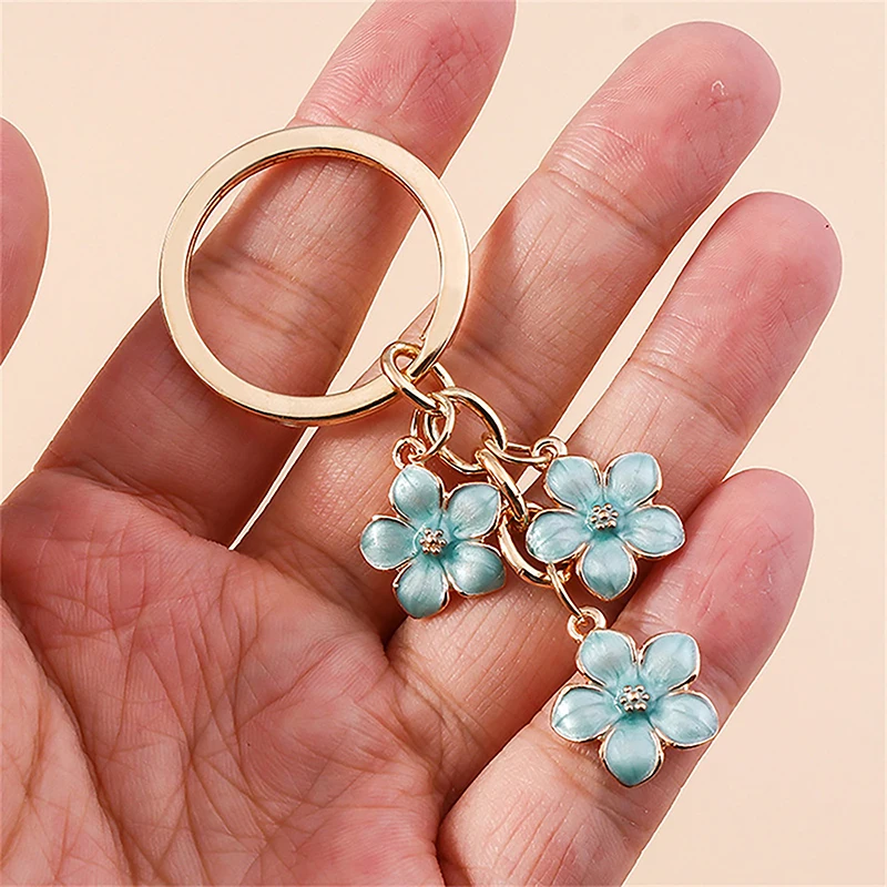 Cute Sakura Pendant Keychain Simple Keychain Gift Handbag Purse Bag Cute Key Accessory Fashion Multicolor Sakura Flower Keychain