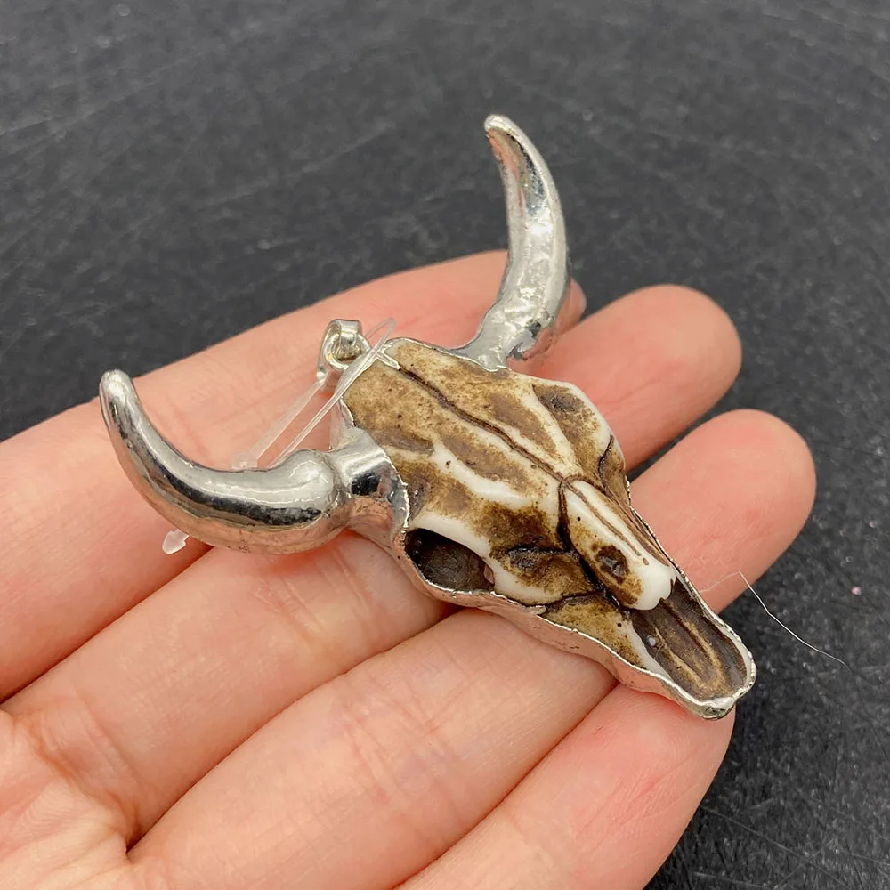 Natural Stone Animal Carving Cow Skull Acrylic Fashion Gold-plated Necklace Bracelet Jewelry Domineering Men Women DIY Pendant