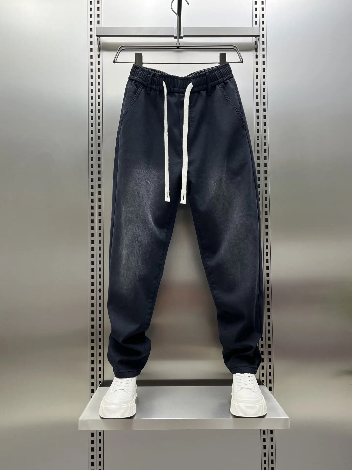 

Повседневные мужские джинсы, осень 2023, новинка Faion adient, цвет Harlan, свободные универсальные облегающие длинные брюки, молодежные брюки для отдыха