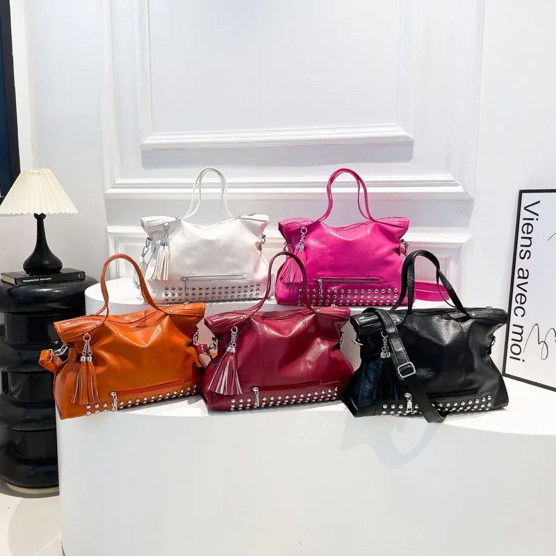 

Fashion Women Rivet Tote Bag Textured PU Leather Large Capacity Commute Handbags American Luxury Design Female Crossbody Bags