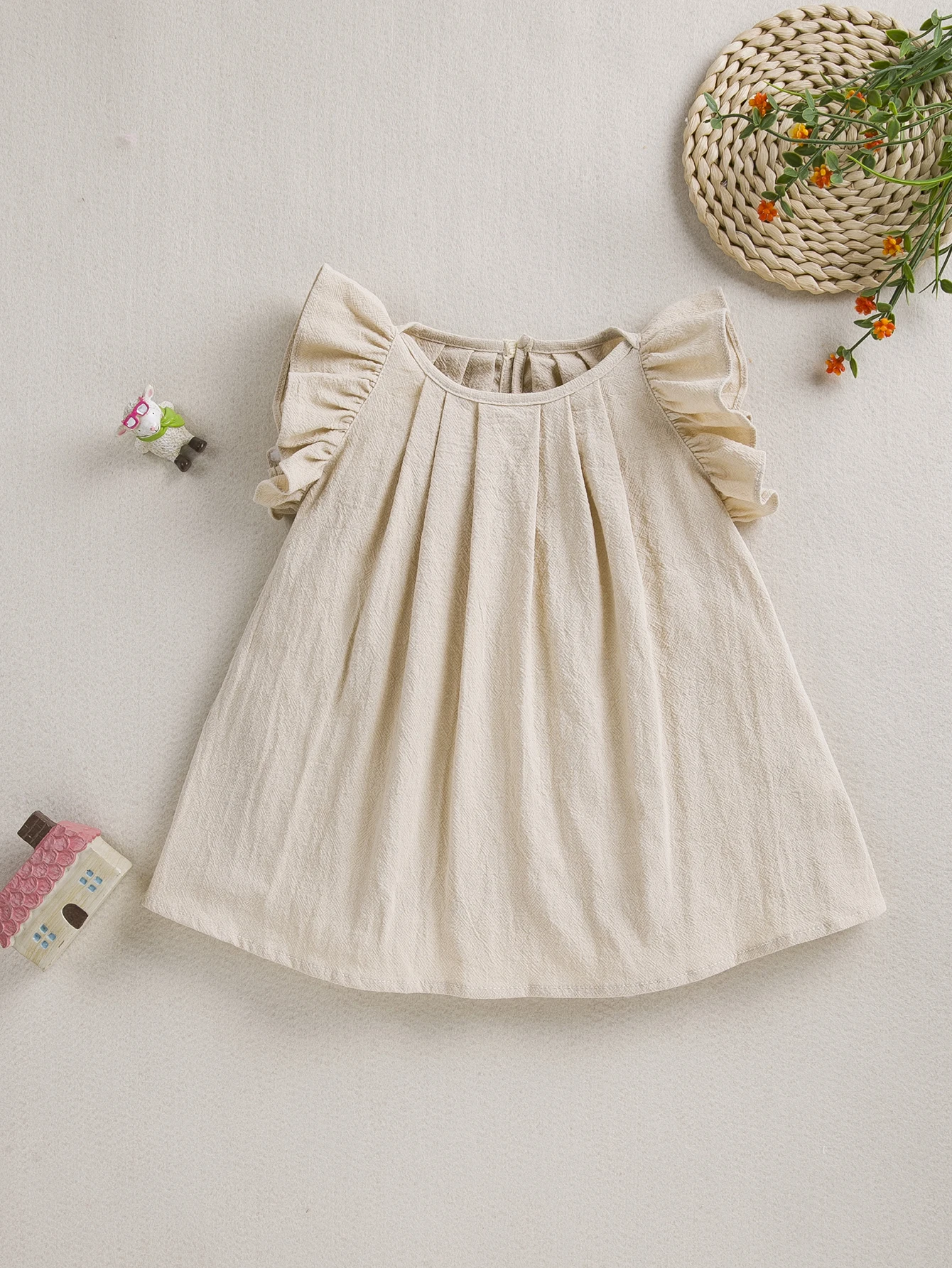 Girls Spring Summer New Arrival Flutter Sleeve Dress, Pleated Decoration Knee-Length Solid Color Casual Kids Dress