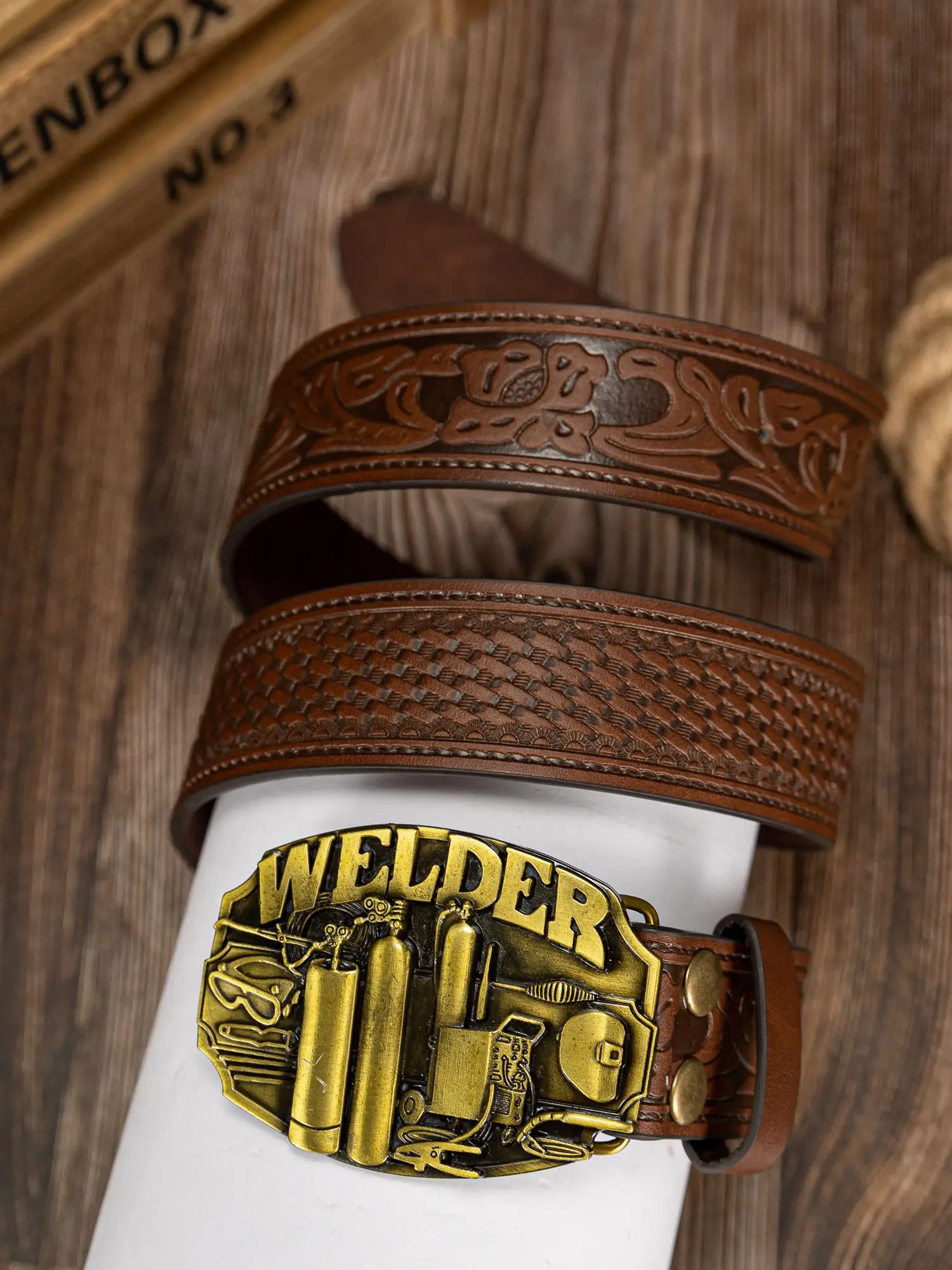 Diving tool collection craft large buckle trendy versatile PU embossed button rivet belt