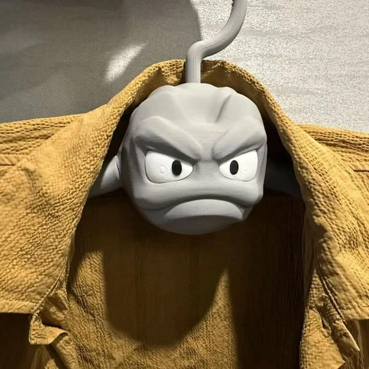 

Angry Geodude Anime Figure Diy Coat Hanger Home Light - Versatile Bedroom Decor Trendy Cosplay Accessory For Fans