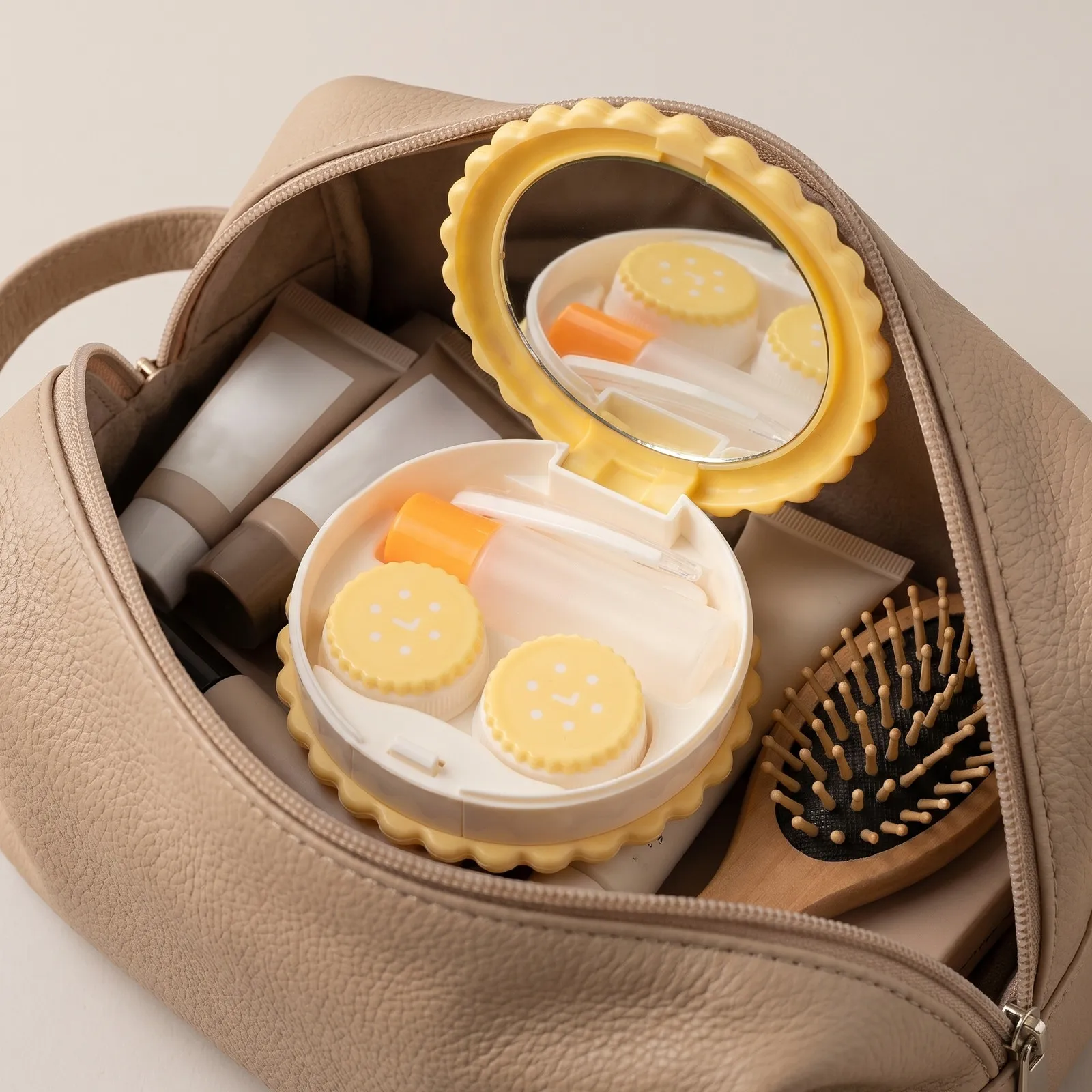 1Set Contact Lens Case Portable Round Cookie-Shaped Plastic Box Leakproof Tweezers Holder Travel Storage Organizer for Daily Use