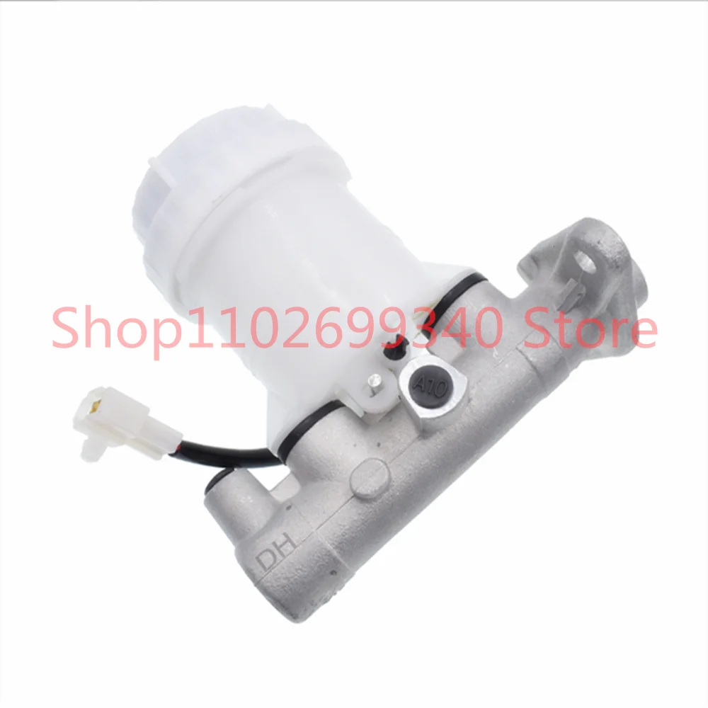 MB618717 MB699830 Brake Master Cylinder For Mitsubishi Pajero 6G72 4G64 Space Star Triton L200 Sport K64T K74T K86W K94W