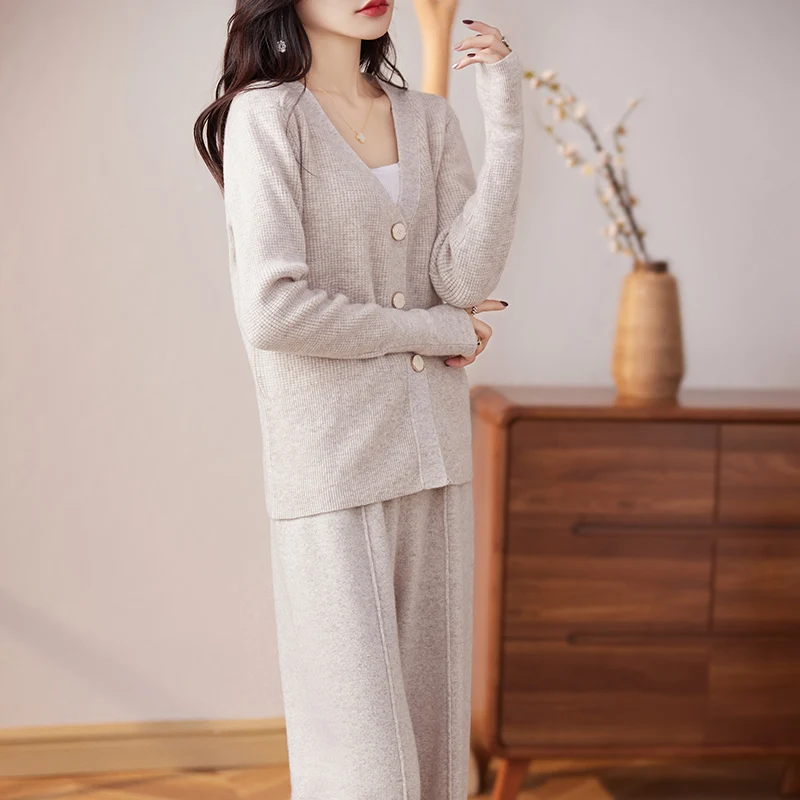 New 100% Merino wool knitted suit in autumn and winter Women's V-neck solid color cardigan Korean wide-leg pants two-piece suit