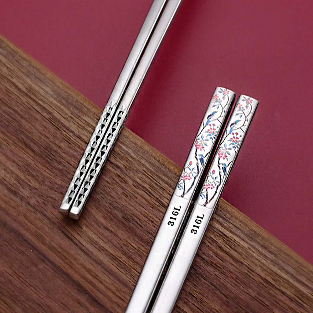 Traditional Chinese Style Color Printed Titanium-plated 316L Stainless Steel Chopsticks Non-Slip Anti-Mold Household Tableware