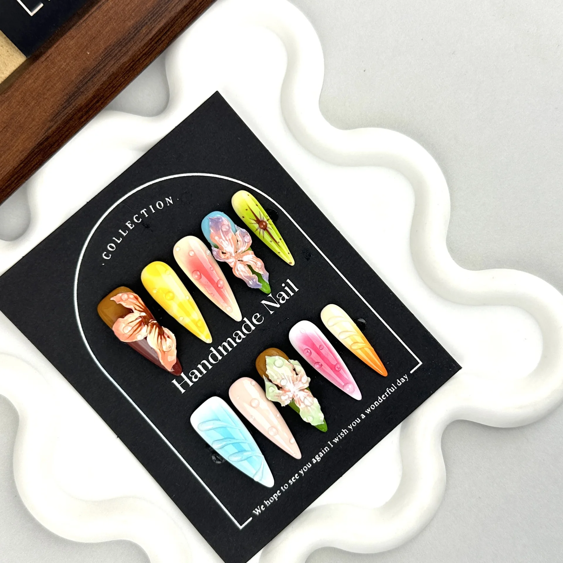 10pcs Handmade Press on Nails Punk Purple Long Almond Fake Nails Wearable European Spicy Girl 3D Carved Flowers False Nails