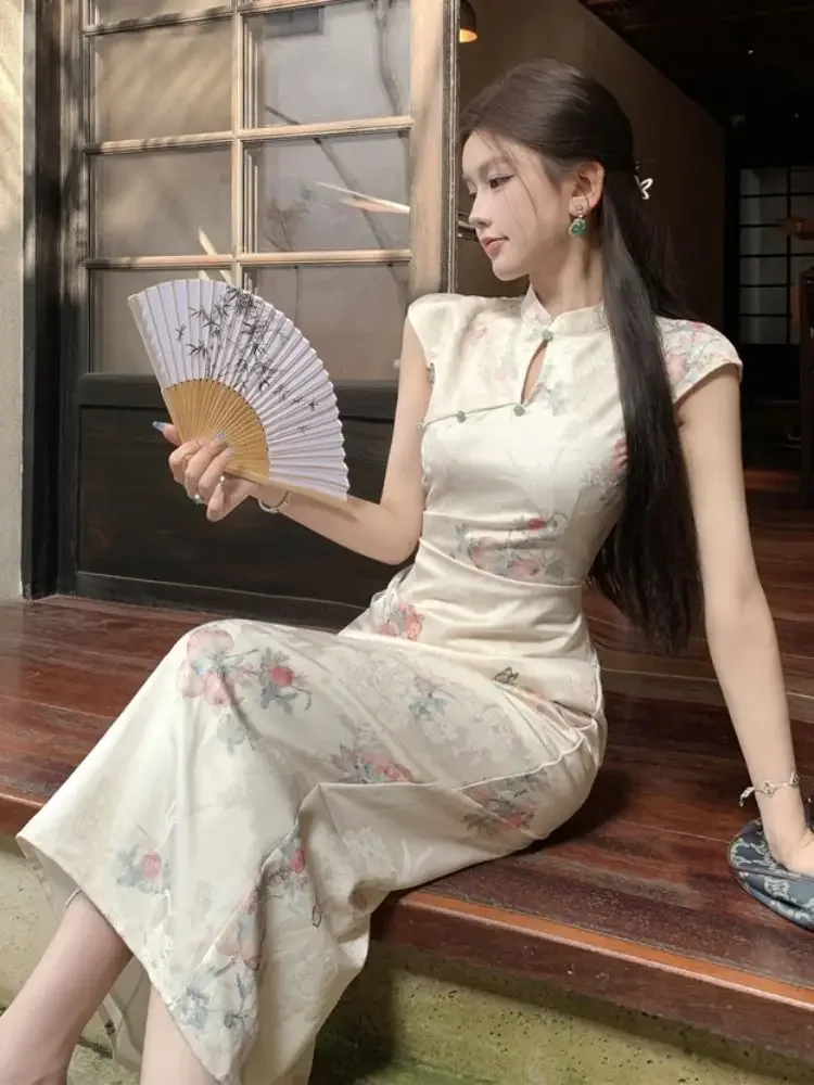 

New Chinese Style Sexy Improved Cheongsam Dress Women's Summer Daily Neck Hanging Sleeveless Attractive Elegant Qipao Dress