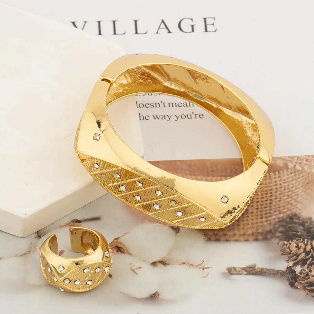 

Crystal Design Bangle with Ring Set for Party African Gold Color Hand Bangle with Ring 2Pcs Set for Engagement Dubai Bracelet