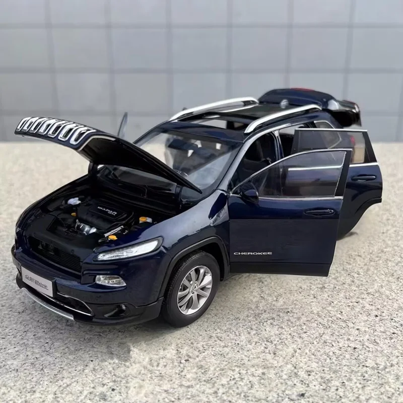 1:18 jeeps cherokee suv liga modelo de carro diecasts metal veículos fora de estrada modelo de carro alta simulação brinquedo das crianças presente decoração