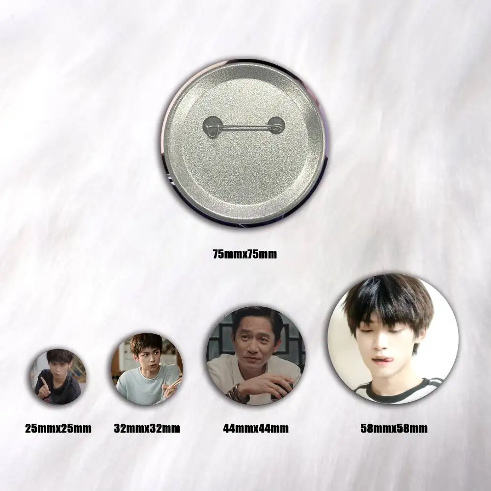 A-Wu Suowei Chi Cheng Cartoon Round Brooches On Backpack Jacket Acrylic Button Pins Collection Gifts