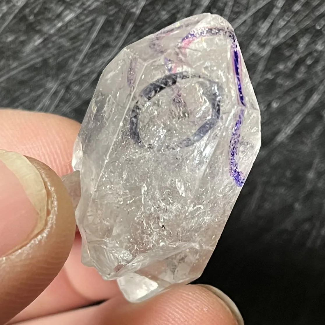 Natural crystal raw stone crystal sparkling diamond high frequency energy healing stone water bile double tip quicksand