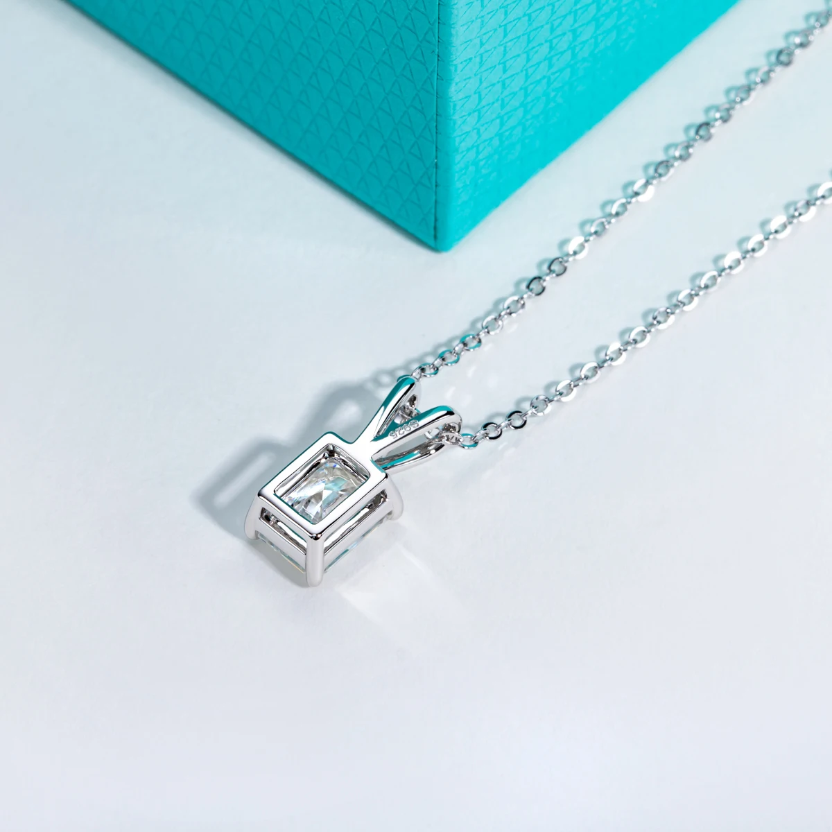 Colar com Pingente de Diamante - Ansi Chain avaliação e preço