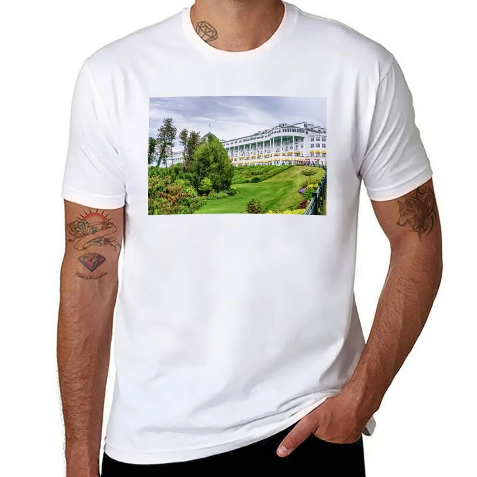 

Grand Hotel Mackinac Island T-Shirt funny t shirts man man t shirts for men T-Shirt