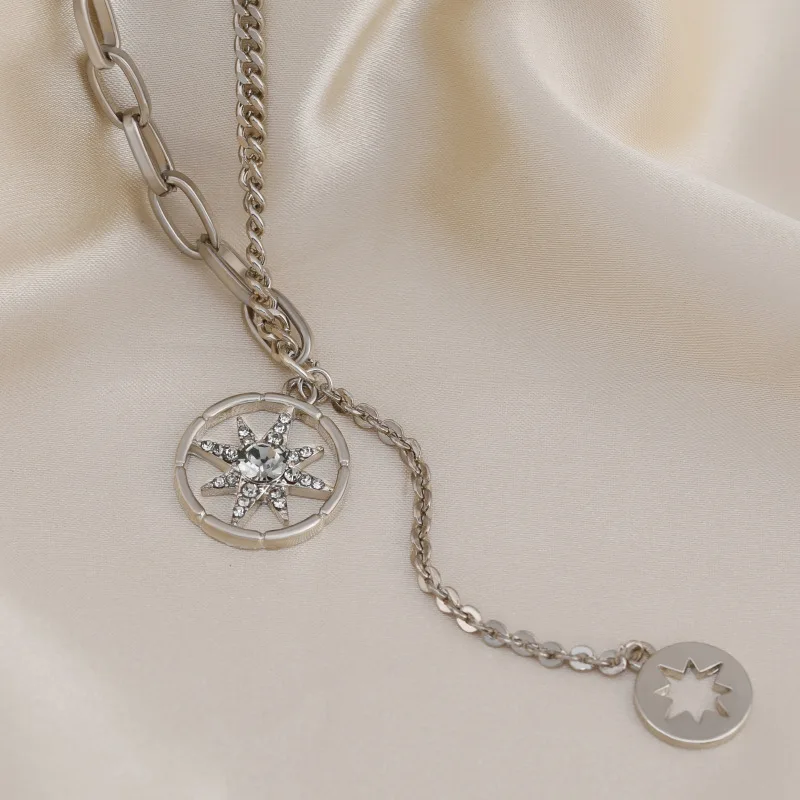 

New octagonal star-shaped necklace, women's collarbone chain, classic style, tassel middle chain