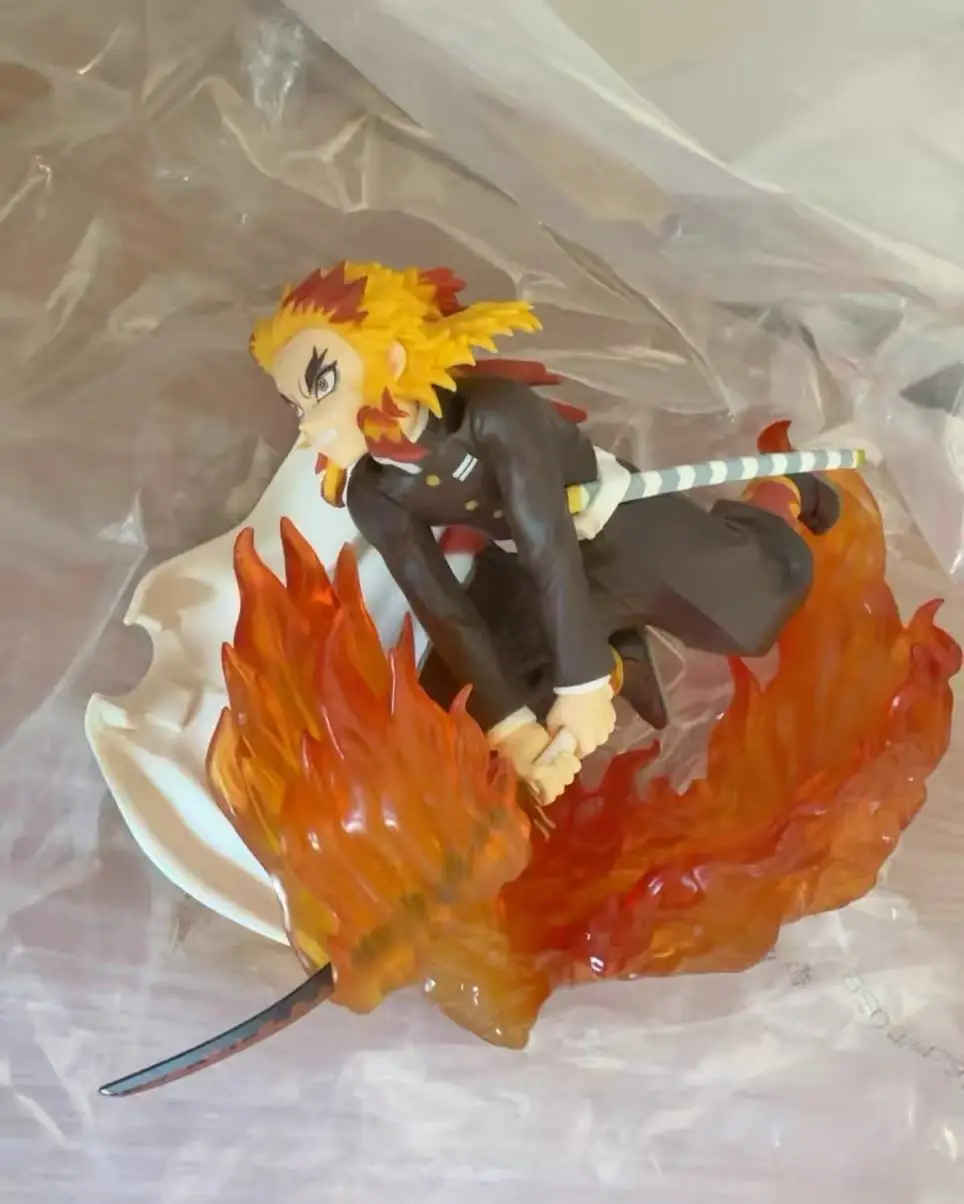 Figurki akcji Bandai Demon Slayer Kyoujurou, model anime, figurka kolekcjonerska, oficjalny, autentyczny.