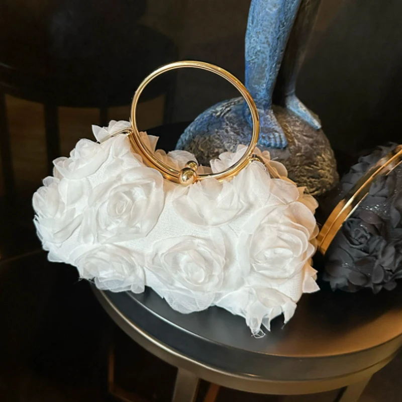 

Retro Metal Ring Hand-Held Dinner Bag 2025 New Rose Flower Women's Bag Banquet Bag Fairy Crossbody Bag
