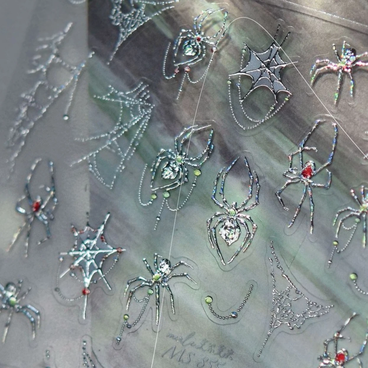 Ragnatela lavorazione metallo elementi di Halloween delicato mela fantasma zucca pipistrello ragnatela argento adesivi per nail art decalcomanie per manicure