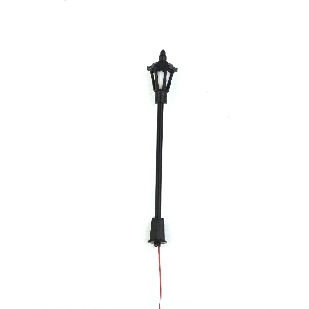 20Pcs Model Railway LED Lamppost Lamps Wall Lights 1:150 Scale 3V Plastic Model Artificial Miniature Light Model Scenery