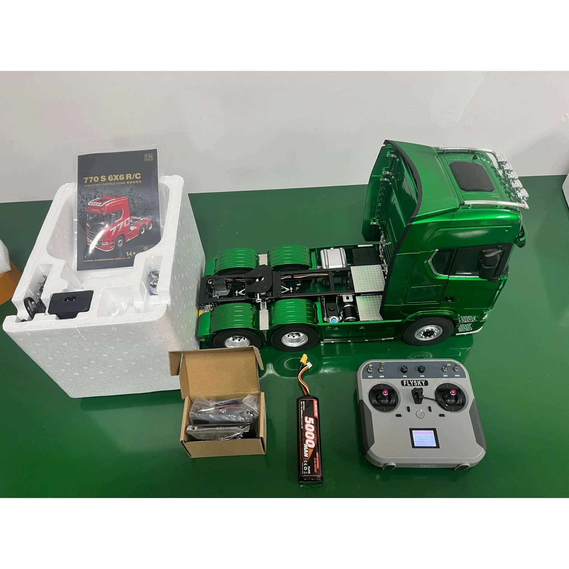 EU-Lagerbestand 1/14 KABOLITE RC Traktor-LKW SC 770S 100 6X6 RTR 2-Gang Ferngesteuertes Fahrzeug Achsverriegelungen Metallchassis Spielzeug Geschenk