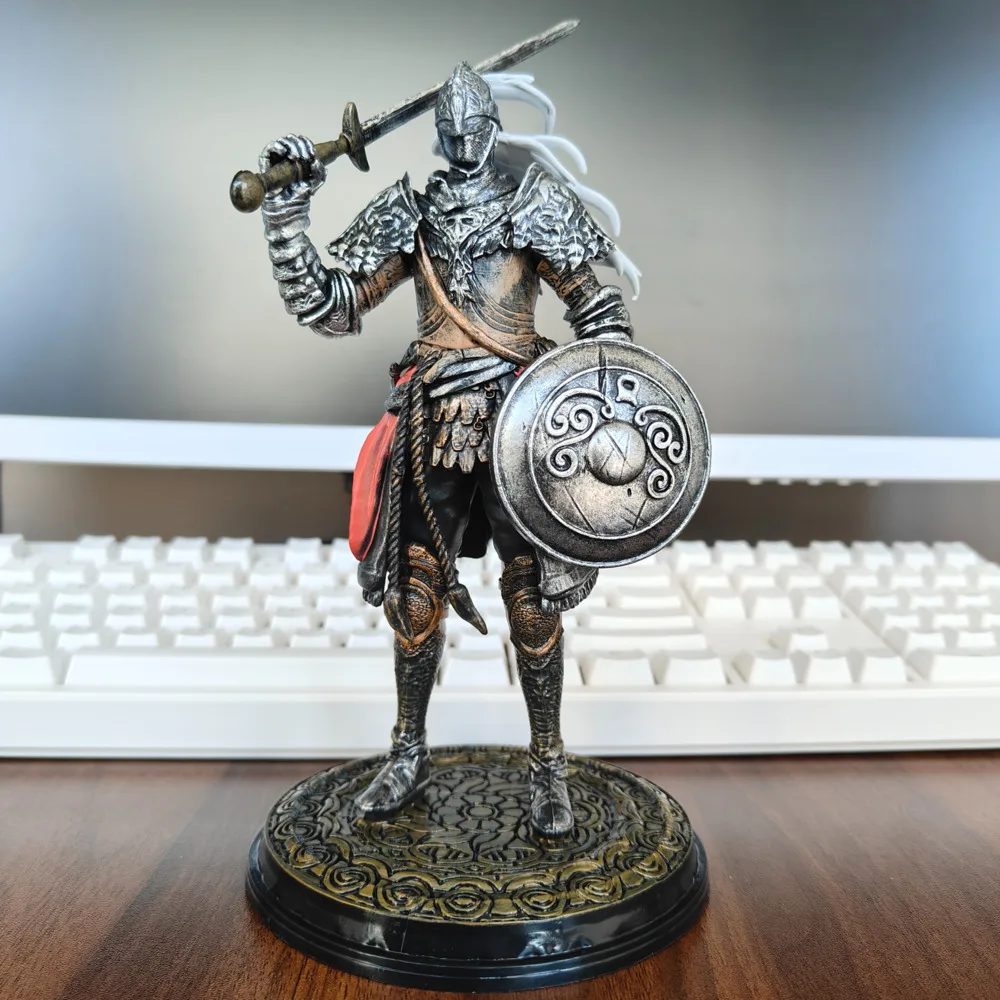 The Elden Ring White Wolf Battle Dark Souls Figures Siegmeyer Black Knight Faraam Action Figure Model Toy Desktop Ornament Gifts