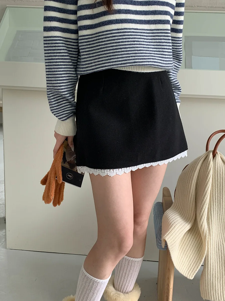 تنورة صوفية عالية الخصر من الدانتيل لعام 2025