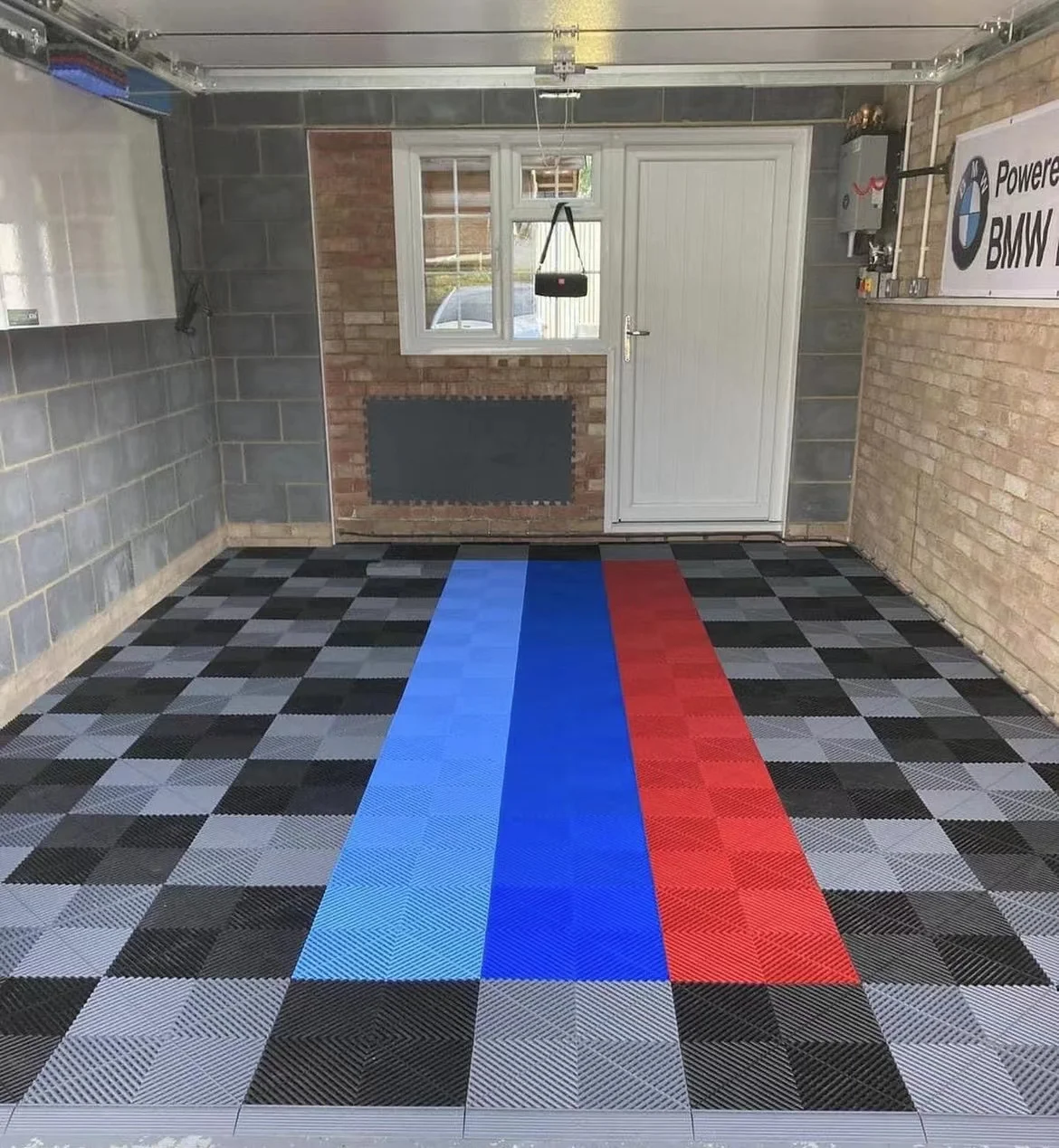 

Factory Direct Sale Car Wash Floor Can Be Customized Polypropylene Mats for Garage Workshop Use