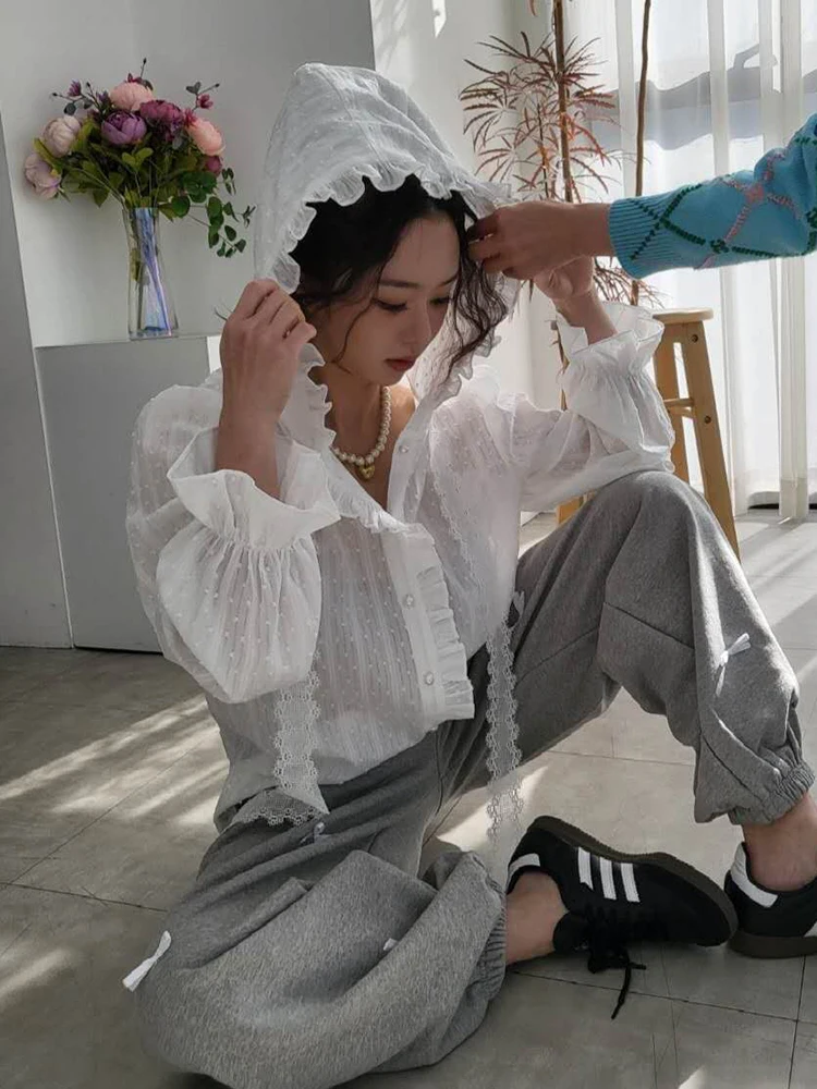 Liliang Women's Sun Protection irt with Hat Embroidered Lace Polka Dot Spring New Sle Anti Aging Long Sve Korean Sle