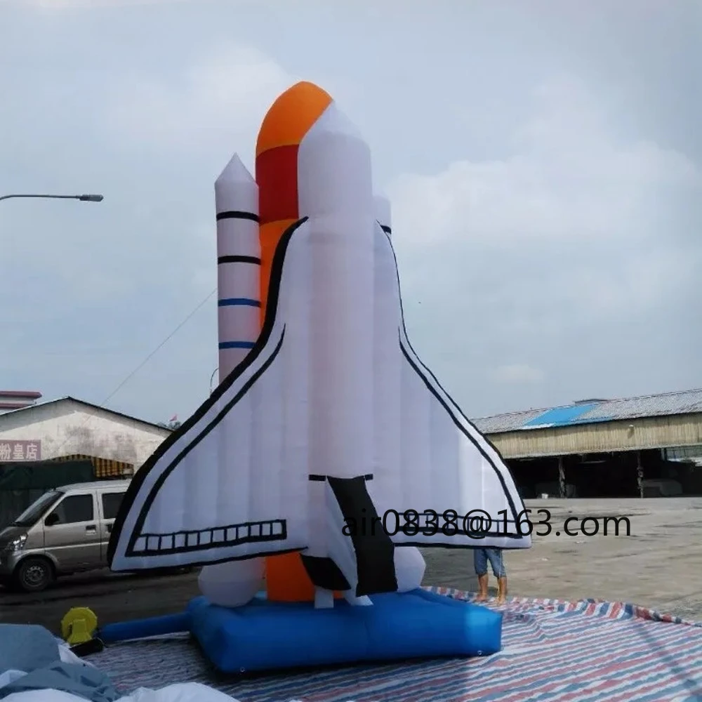 Modèle de bateau de fusée de vaisseau spatial gonflable géant extérieur de navette spatiale gonflable avec des lumières LED pour la publicité