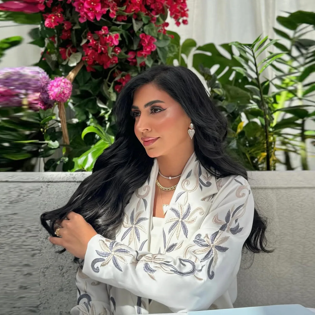 

Modest Muslim Dresses for Woman Abbayas Embroidery Dubai Abaya Kimono Kaftan Islam Jalabiya Kebaya Abaya Robe Femme Musulmane