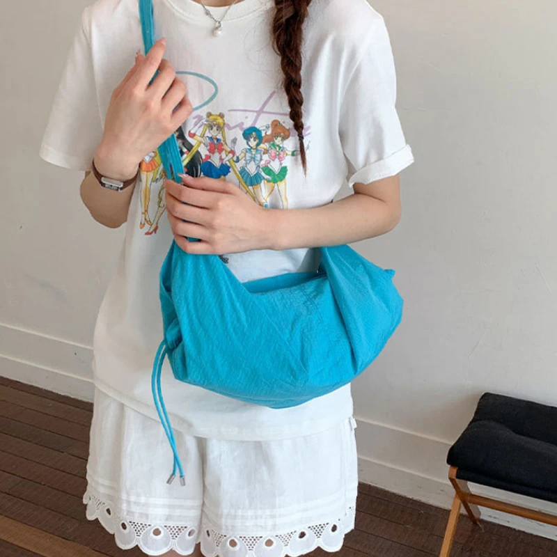 Hobos Halbmond-Dumpling-Form Umhängetasche, Koreanische Damen-Schultertasche, Japanische Minimalistische Casual Pendler-Reisetasche – Detail 8