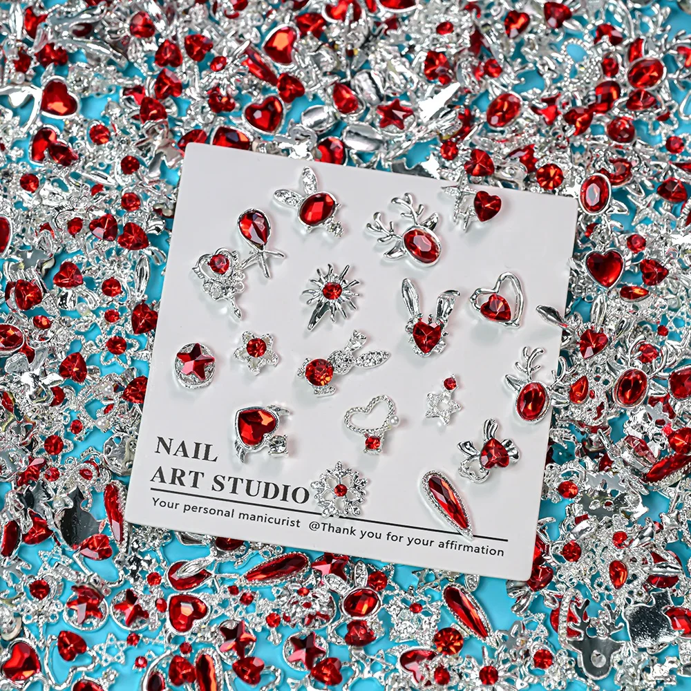 30 peças de Charms de Unhas de Luxo 3D com Strass Vermelho em Formato de Coração/Cervo/Coelho/Bastão, Design de Diamante em Liga para Decoração de Manicure DIY